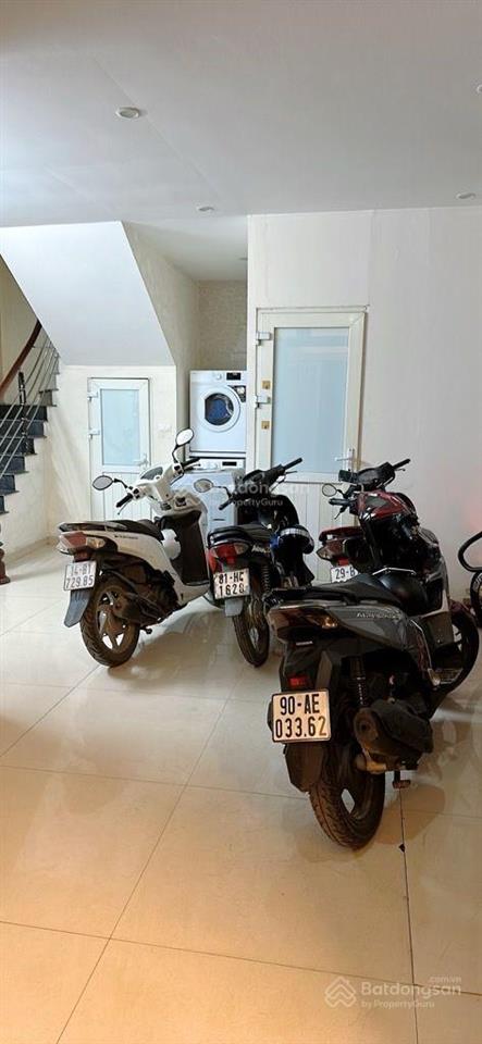 Bán nhà phố văn cao, ba đình, dt 60m, kinh doanh homestay, ngõ thông, gần phố, thoáng, giá 13,5 tỷ