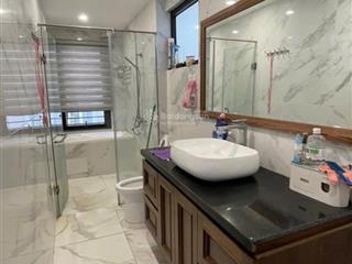 Bán nhà đẹp phú đô  47m2  4 tầng  9.7 tỷ  lô góc dân xây, ô tô vào nhà, 2 mặt thoáng