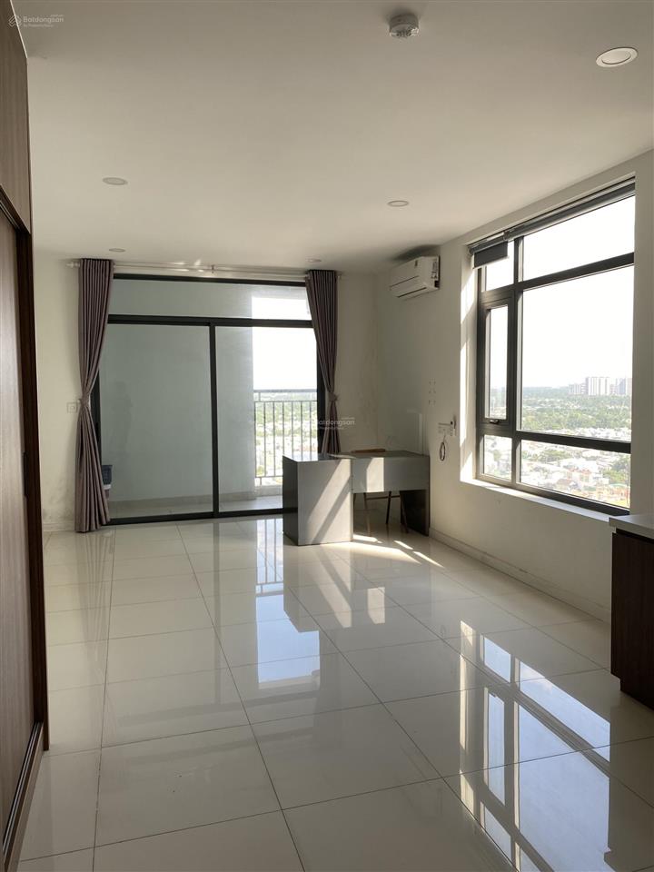 Cần bán căn hộ officetel central premium số 854 tạ quang bửu, p5, q8 dt 44m2