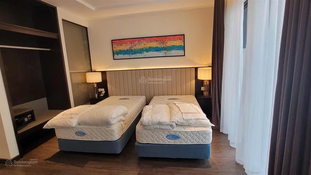 Bán căn studio view trực diện biển tầng cao giá rẻ chỉ 2.4 tỷ / căn  0978 788 ***