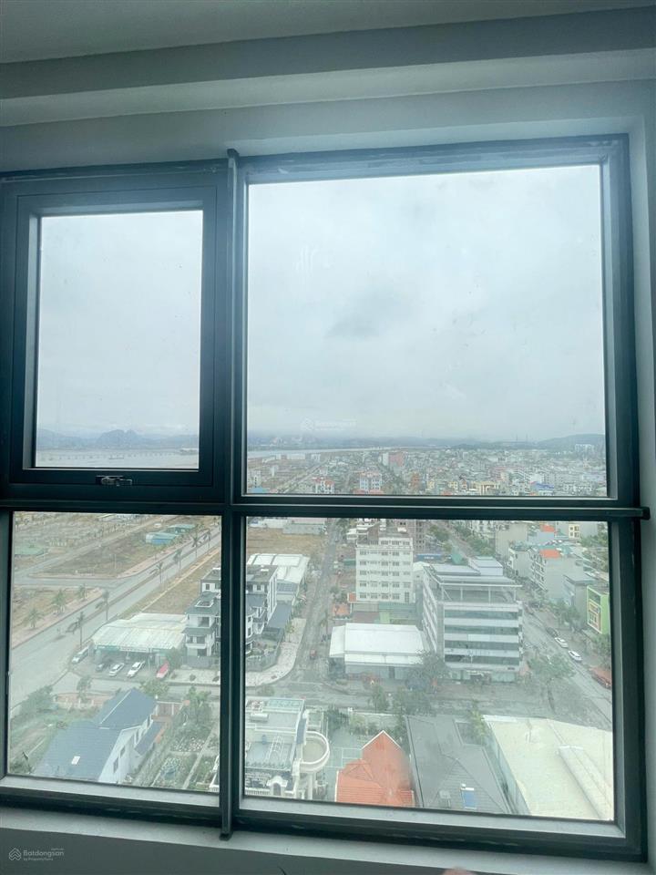 Chính chủ bán căn 1n tòa a view vịnh hà khánh giá 1,5x tỷ  đã nhận nhà về  0978 788 ***