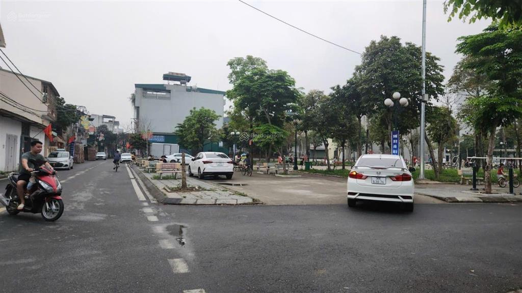 Hơn 7 tỷ  nhà 2 tầng  ô tô tránh kim chung, đông anh