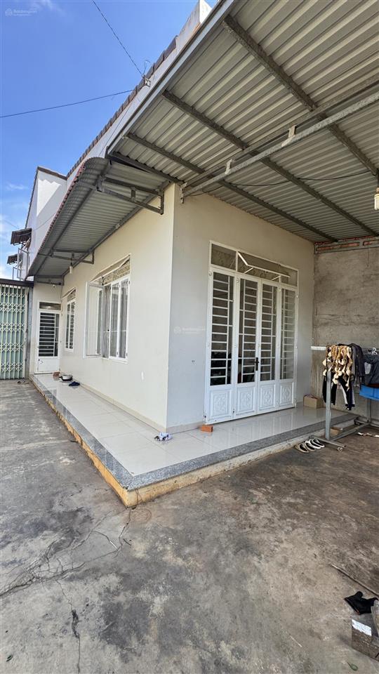 Nhà trung tâm liên nghĩa diện tích rộng dọn vào ở ngay