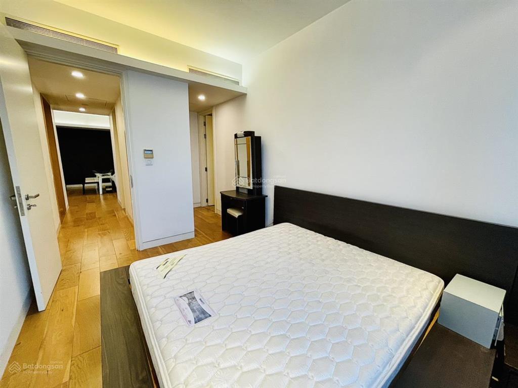 Bán căn hộ indochina plaza hanoi 130m 3pn full đồ giá 15 tỷ