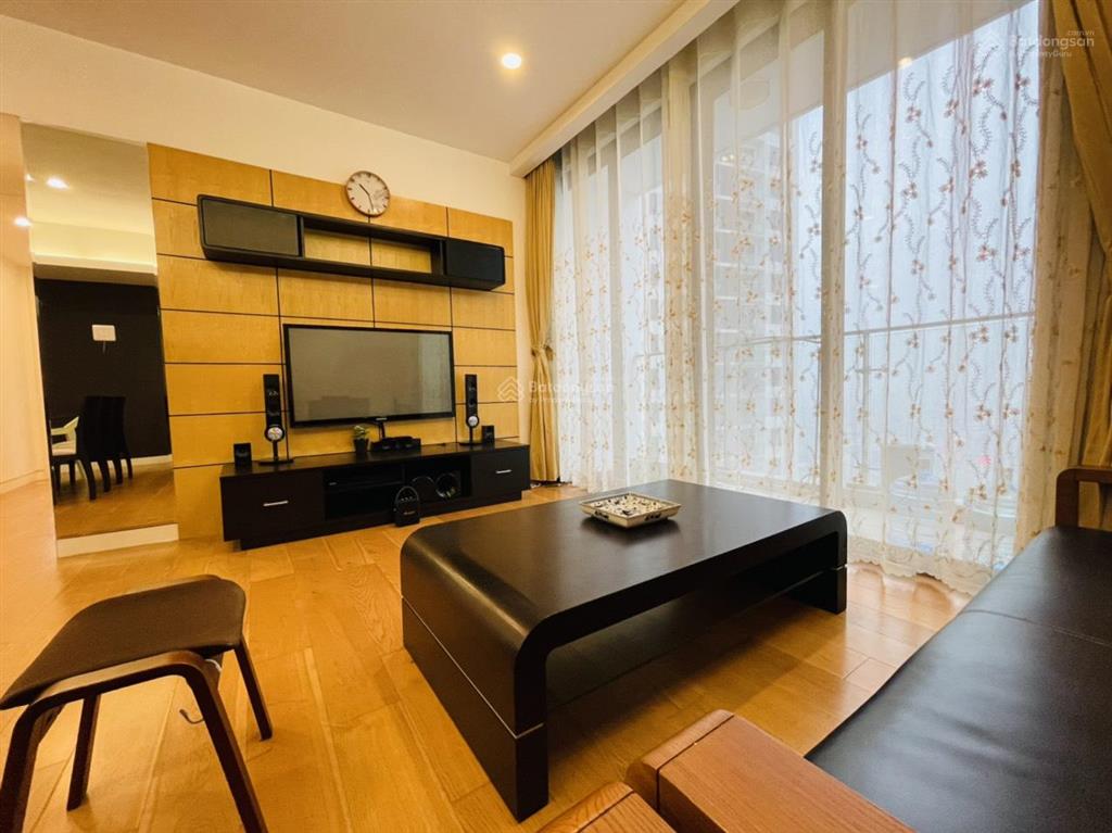 Bán căn hộ indochina plaza hanoi 130m 3pn full đồ giá 15 tỷ