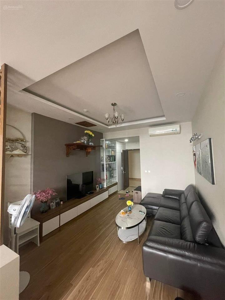Cho thuê căn hộ tràng an complex 2pn + 1 full đồ, có slot ô tô