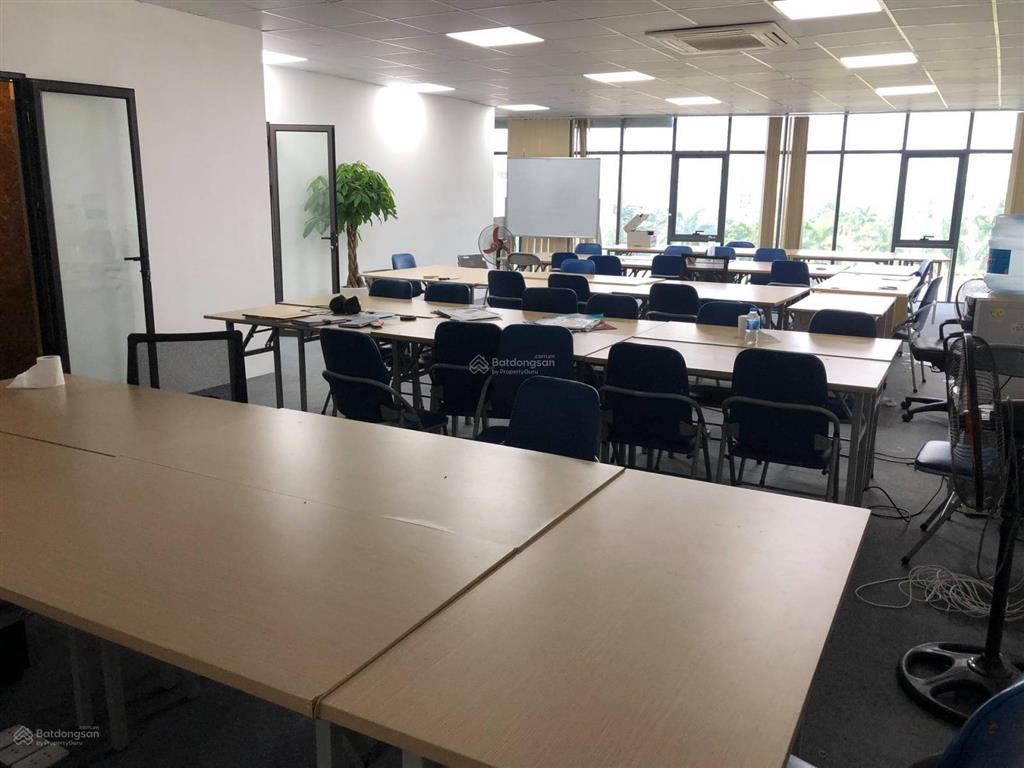 Cho thuê sàn văn phòng mễ trì  nam từ liêm 120m thông sàn giá cực rẻ