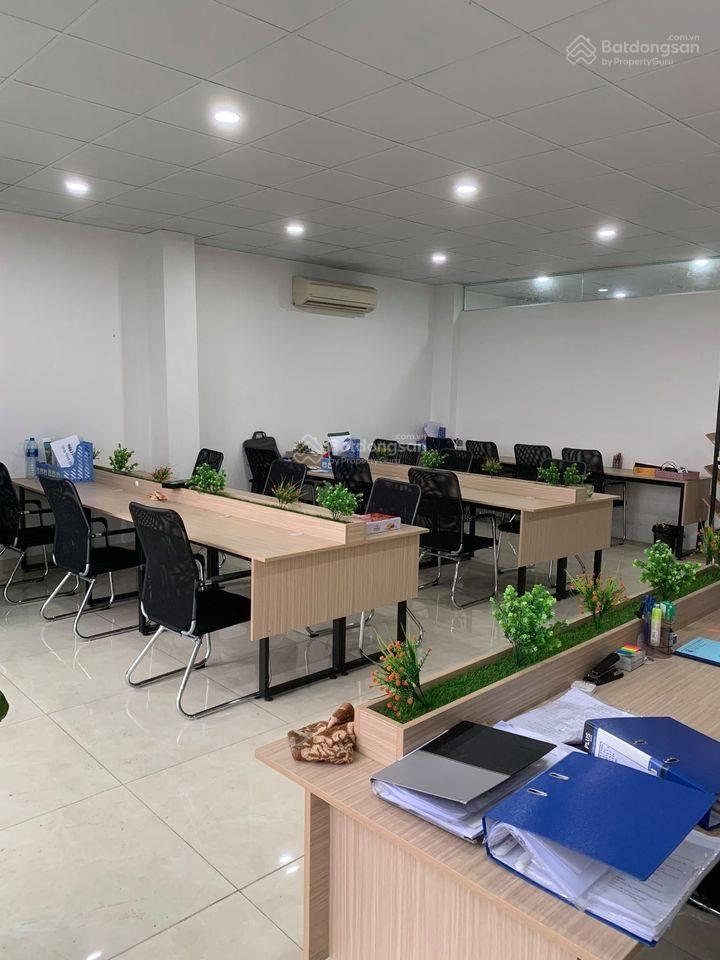 Cho thuê văn phòng kđt linh đàm diện tích 150m mặt tòa nhà ốp kính sang trọng giá rẻ.