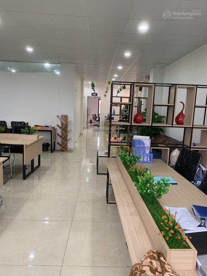 Cho thuê văn phòng kđt linh đàm diện tích 150m mặt tòa nhà ốp kính sang trọng giá rẻ.