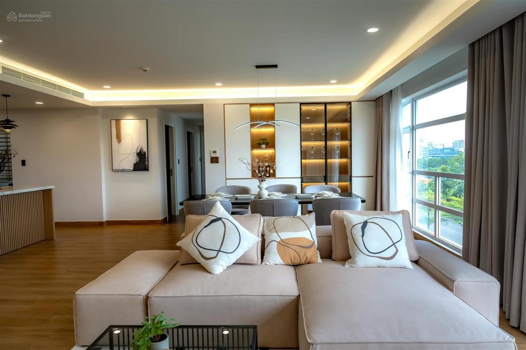 Cho thuê căn hộ ở watermark 395 lạc long quân, 75m2, 2pn, chỉ 16 triệu/th