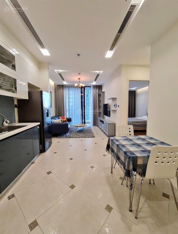 Cho thuê chcc vinhomes metropolis, 1pn, 55m2, full nội thất mới, view thoáng, có slot oto chỉ 20tr