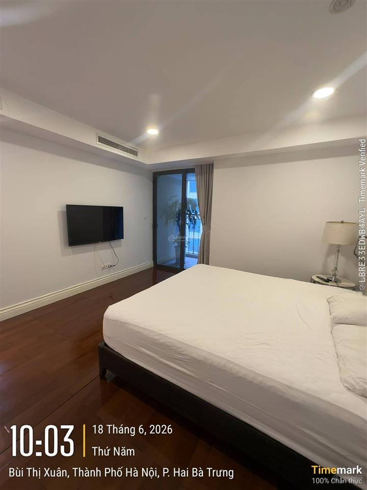 Cho thuê chcc ở chung cư hoàng thành tower, 3pn 160m2 full nội thất mới vào ở luôn chỉ 32tr/th