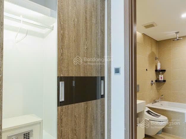 Cho thuê cc vinhomes metropolis  liễu giai, 77m2, 2pn full nội thất xịn giá 24 triệu/th