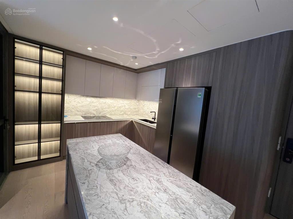 Bán chcc tại tràng an complex  phùng chí kiên 3 pn, 98m2, tầng cao, giá 9,8 tỷ
