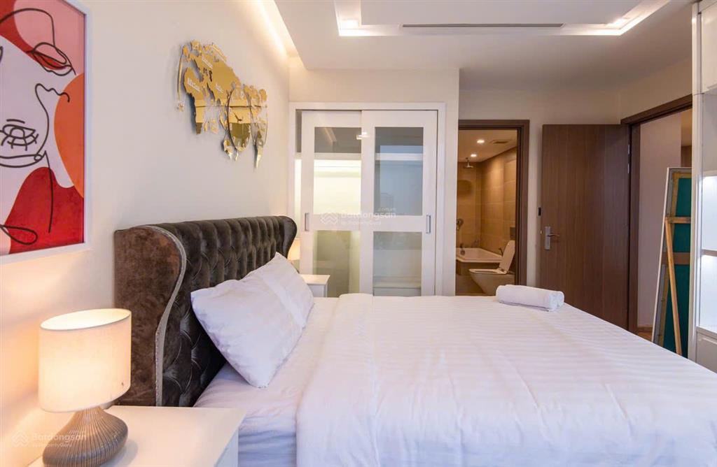 Bán chcc tại tràng an complex  phùng chí kiên 2pn+ 1, 88m2, tầng cao, full nội thất xịn