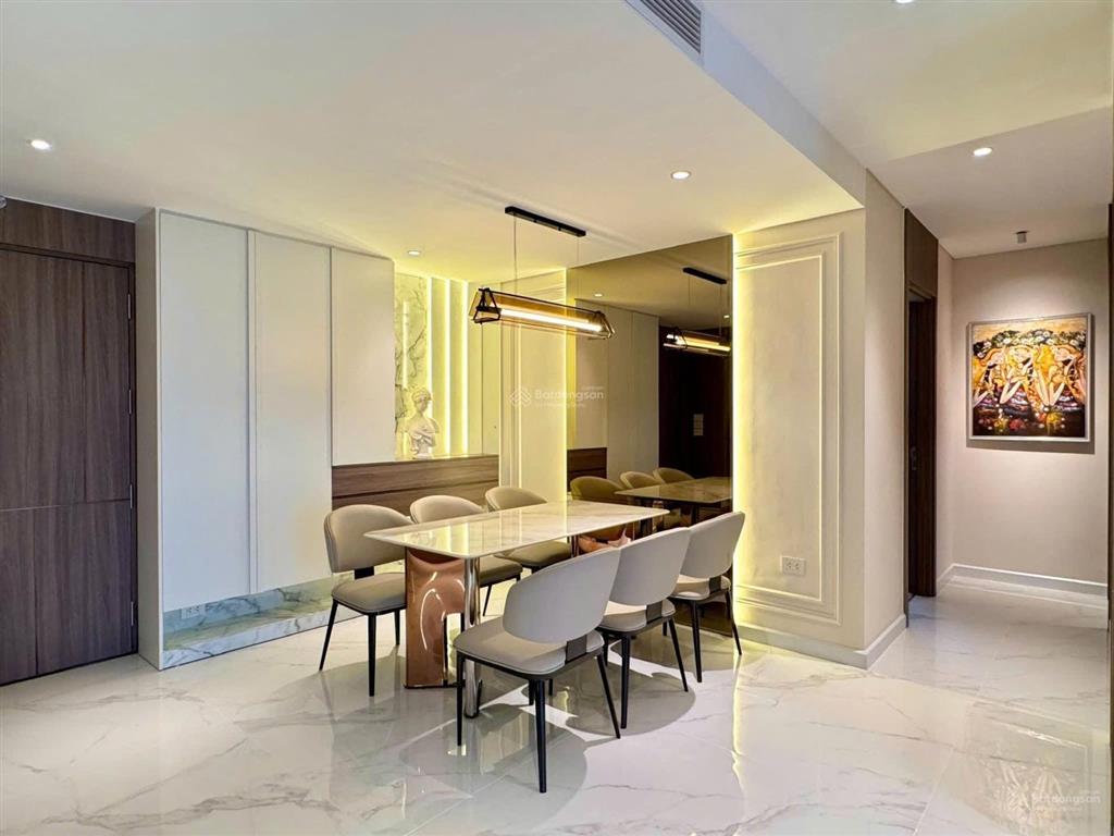 Bán gấp chcc tại the nelson private residences 2pn 83m² tầng cao view hồ