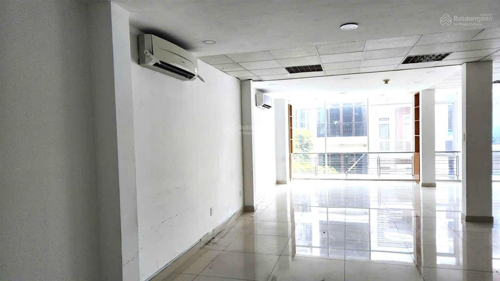 Chính chủ cho thuê tòa nhà văn phòng trung tâm bình thạnh 4 tầng 450m full tiện ích