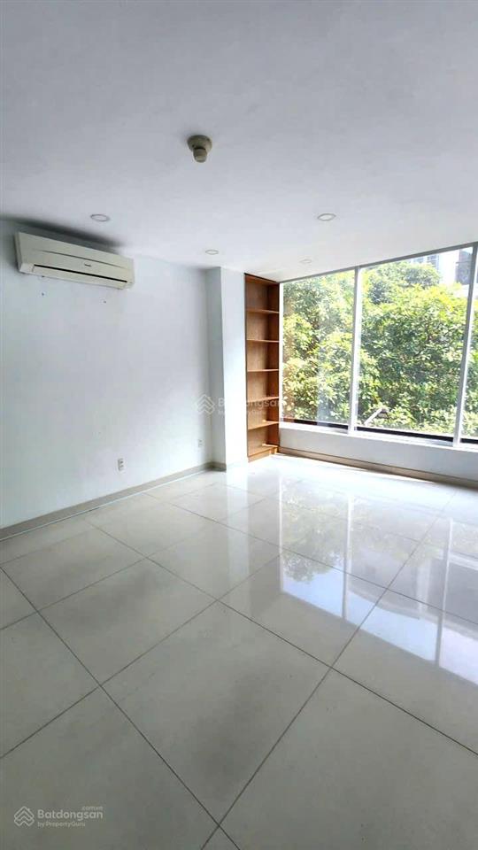 Chính chủ cho thuê tòa nhà văn phòng trung tâm bình thạnh 4 tầng 450m full tiện ích