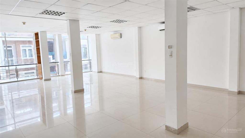 Chính chủ cho thuê tòa nhà văn phòng trung tâm bình thạnh 4 tầng 450m full tiện ích