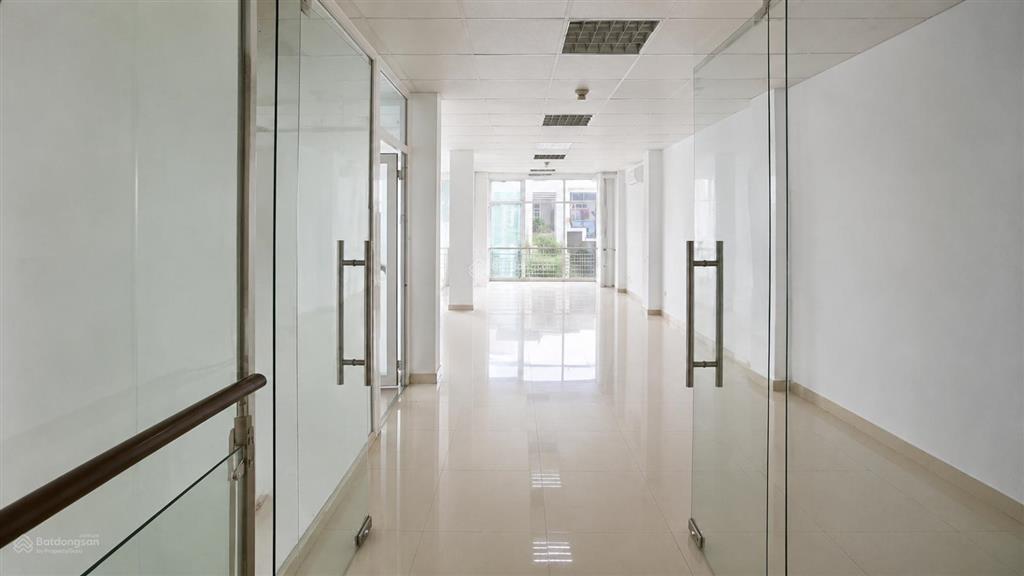 Chính chủ cho thuê tòa nhà văn phòng trung tâm bình thạnh 4 tầng 450m full tiện ích