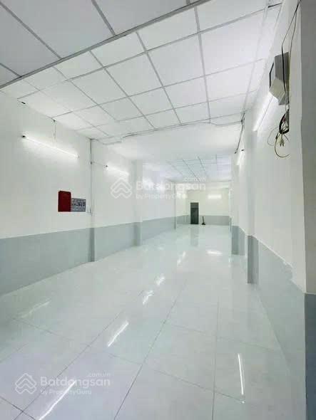 Cho thuê nhà nguyên căn hxh văn cao, p.phú thạnh, tân phú  4x20m