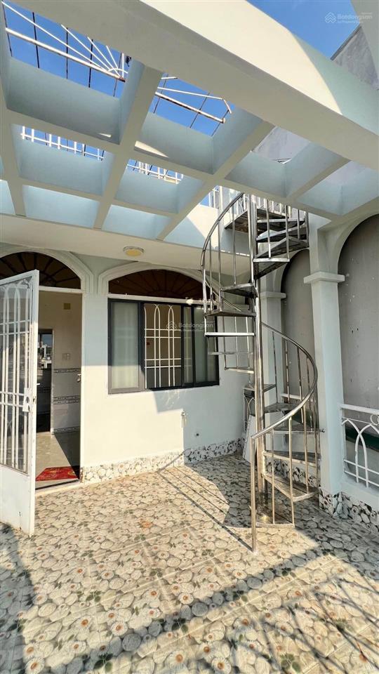 Bán gấp nhà hxh ngay bệnh viện quận 11  đường oto thông  5 tầng  dtsd 156m2  giá 8.9 tỷ tl