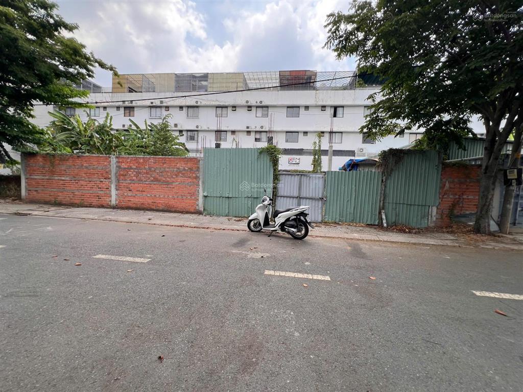 Đất biệt thư siêu đẹp đường số 3  kế bên vạn phúc city 19,3x20m, khu đông bộ, an ninh, không gian