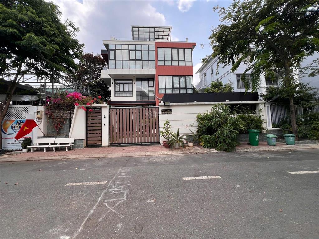 Đất biệt thư siêu đẹp đường số 3  kế bên vạn phúc city 19,3x20m, khu đông bộ, an ninh, không gian