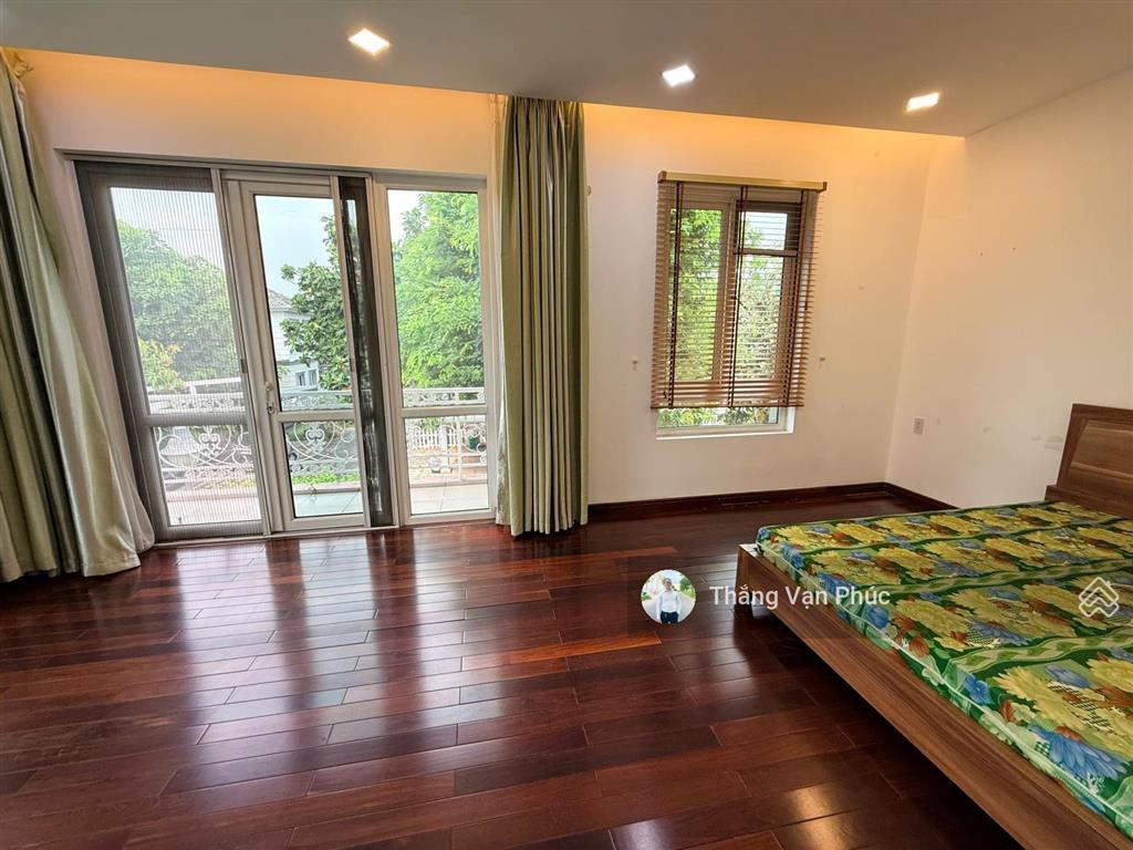 Chủ nhà cho thuê biệt thự sân vườn thủ đức garden home, giá 30 triệu, đầy đủ nội thất, rộng thoáng
