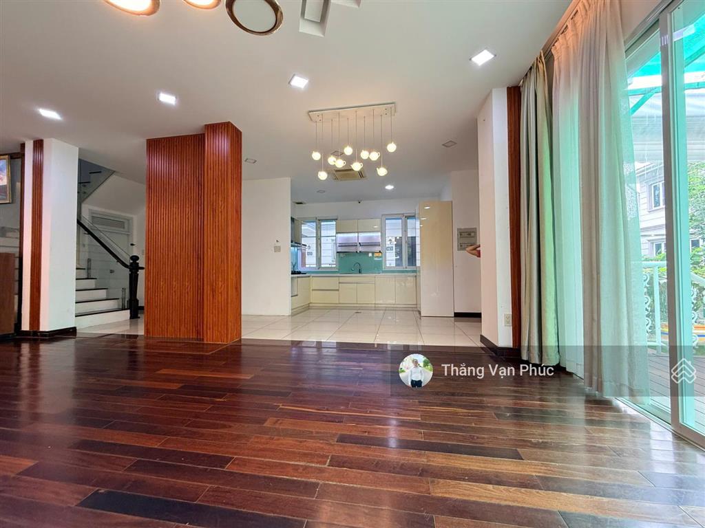 Chủ nhà cho thuê biệt thự sân vườn thủ đức garden home, giá 30 triệu, đầy đủ nội thất, rộng thoáng