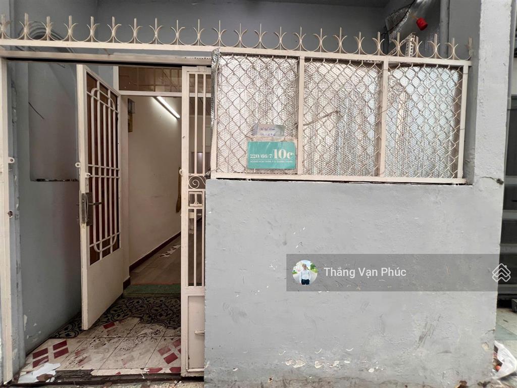 Chủ thân gửi bán nhà gần chợ hoàng hoa thám, giá 3 tỷ 900, sổ hồng riêng, nhà cấp 4 kiên cố