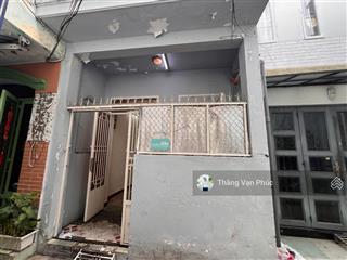 Chủ thân gửi bán nhà gần chợ hoàng hoa thám, giá 4 tỷ 500, sổ hồng riêng, nhà cấp 4 kiên cố