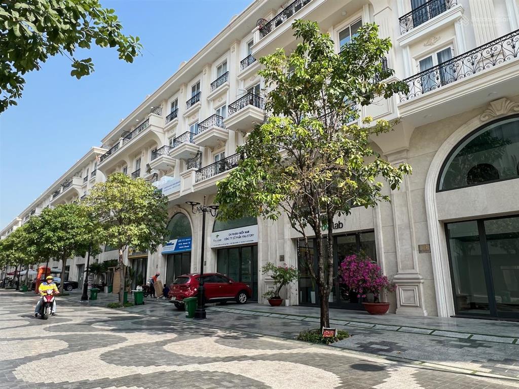 Cho thuê căn hộ full nội thất, đẹp, mới và sang trọng 6.600.000, nhận phòng ở ngay