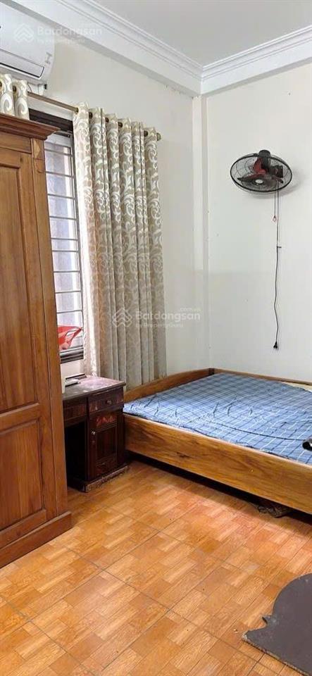 Chính chủ bán gấp nhà riêng tại đông thắng, giá tốt, 38m2, 3pn, 3wc, ô tô vào tận nhà