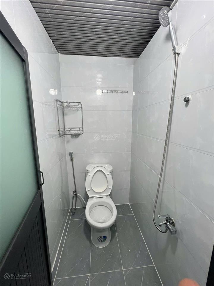 Thanh lý dãy trọ 20 phòng quận 5 giá 1.2 tỉ thu nhập 40 triệu/tháng
