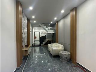 Bán nhà tỉnh lộ 10, 4x15m, 1 trệt 3 lầu, giá 3.5 tỷ  shr