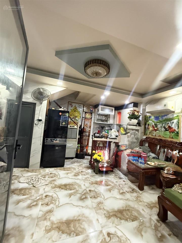 Bán nhà 5 tầng lý thường kiệt quận 10 ngang 5m chỉ ~6,2t thương lượng.