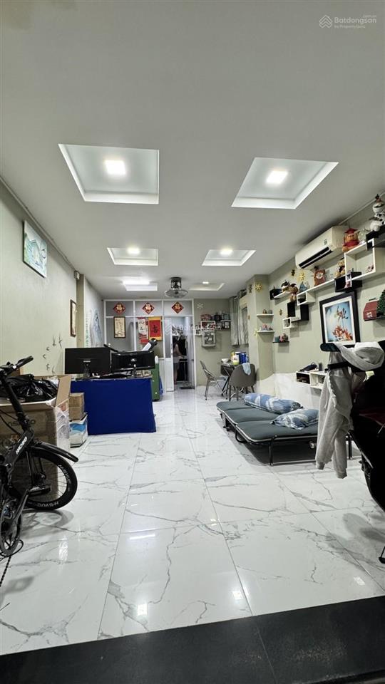 Bán nhà quận 11 chỉ 20m ra đ. 3 tháng 2, 39m2 3 tầng lô góc chỉ nhỉnh 5t