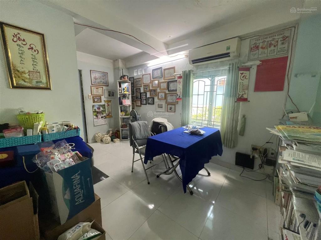 Bán nhà quận 11 chỉ 20m ra đ. 3 tháng 2, 39m2 3 tầng lô góc chỉ nhỉnh 5t