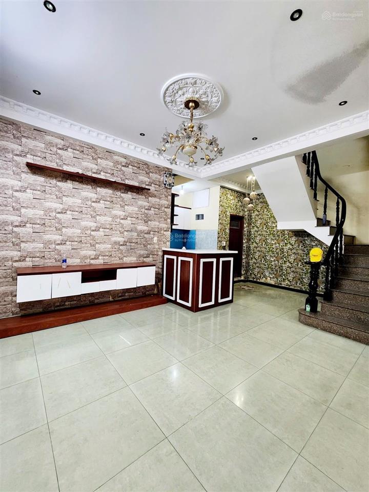 Quận 10 nhà bán 4 tầng btct 43m2 ngang 4,4m tương lai ra hẻm 8m.