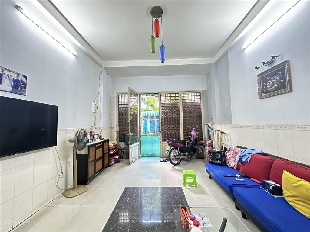 Bán nhà đẹp đường hòa bình 43m2, 4pn, 4wc, pháp lý chuẩn chỉ hơn 6 tỷ tl