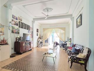 Bán nhà tân bình diện tích lớn 86m2 2 tầng ngay etown cộng hòa chỉ hơn 100tr/m2 3 căn ra hẻm oto