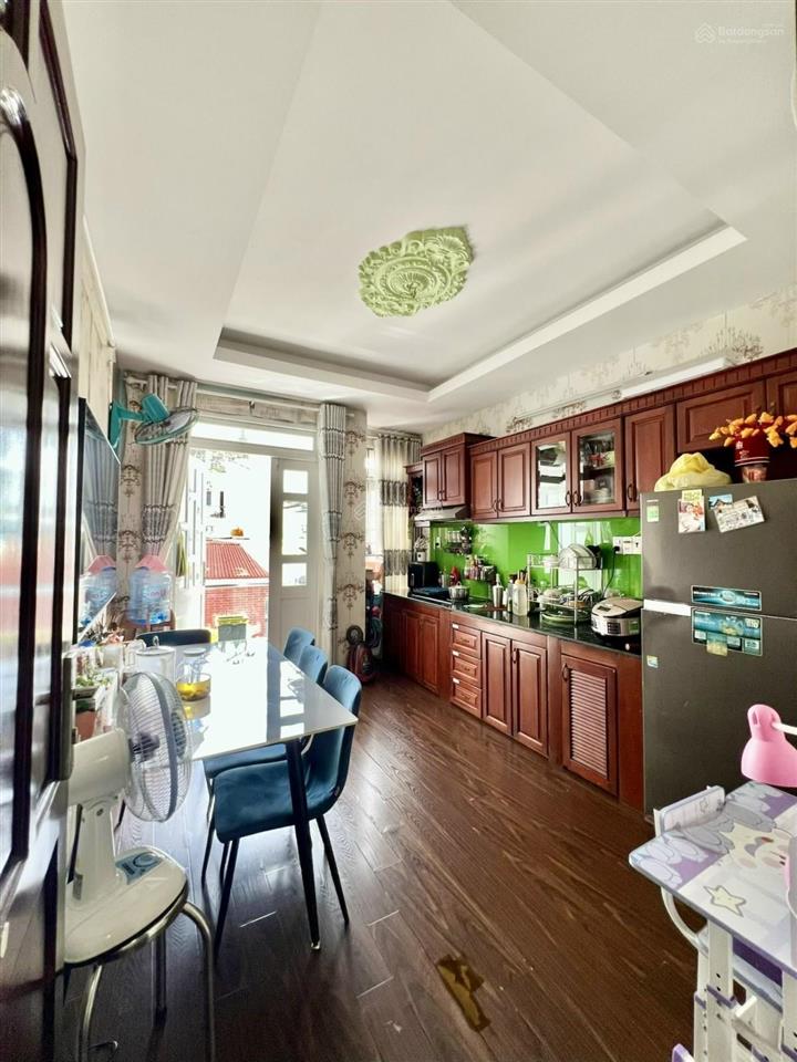 Bán nhà 4 tầng hẻm xe 7c cách 1 căn ra mặt tiền 46m2 ngay phạm văn hai tân bình chỉ hơn 8t