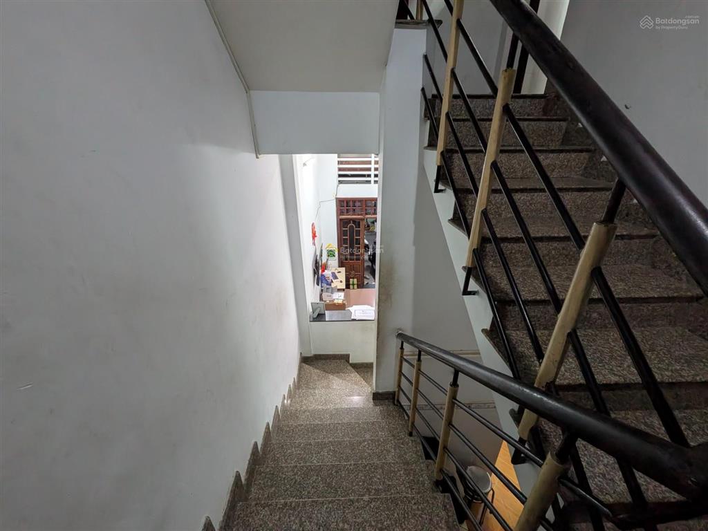 Bán nhà 4 tầng ở ngay phường 8 tân bình 50m2 hẻm 6m chỉ nhỉnh 7 tỷ tl