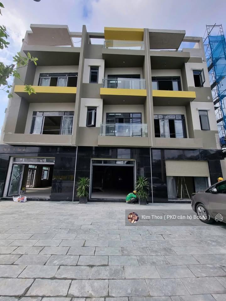 Nhà phố mt đường bình thung, 4 tầng, 4pn, 5wc giá chỉ 7,441 tỷ. tặng ngay 3 chỉ vàng