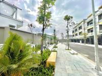 Nhà phố mt đường bình thung, 4 tầng, 4pn, 5wc giá chỉ 7,441 tỷ. tặng ngay 3 chỉ vàng
