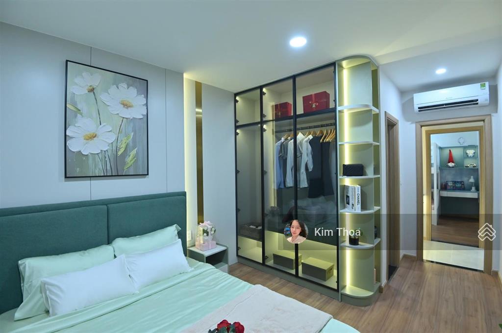 Chính chủ bán gấp căn góc bcons solary 2pn  2wc  54m2 giá hđ 1,970 tỷ/căn. thanh toán 400tr