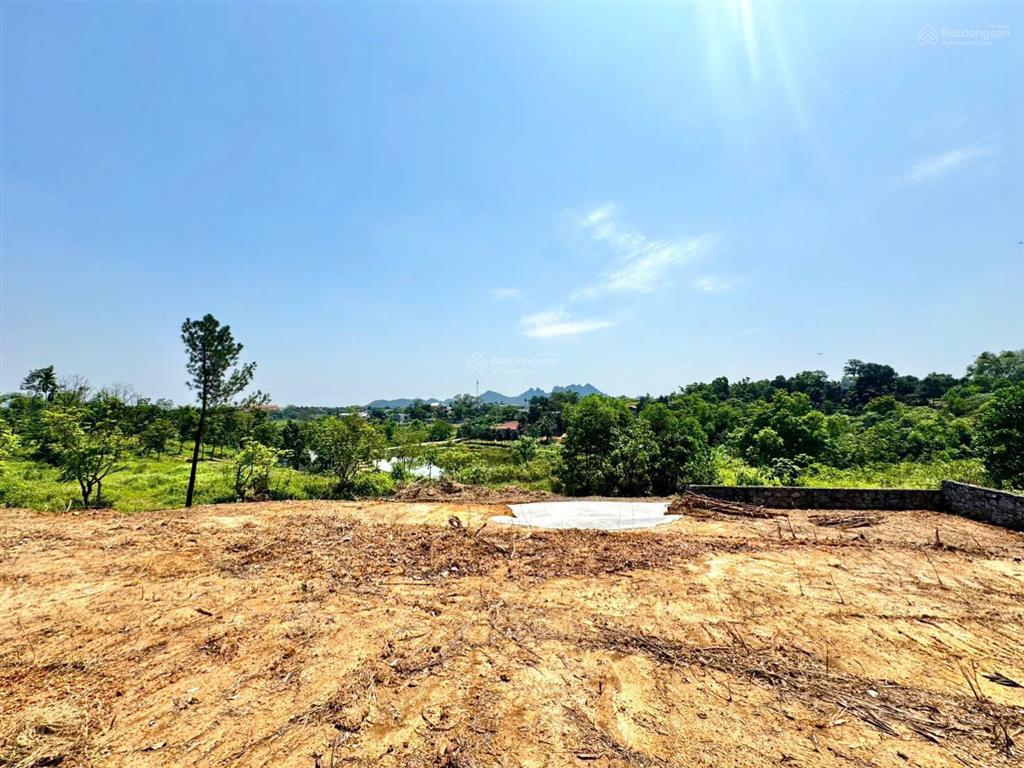 Chủ gửi bán mảnh đất view hồ mát mẻ 1441m2, mặt tiền 36m, mua 1 nửa chủ cùng bán, giá chỉ 8,5 tỷ