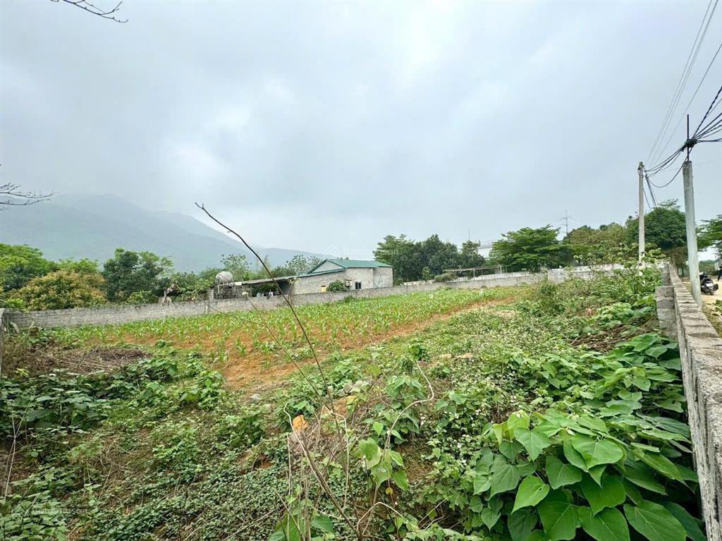 Lô góc 909m ngay cạnh khu nghỉ dưỡng satoyama tại cư yên, lương sơn cũ ( nay là liên sơn, phú thọ)