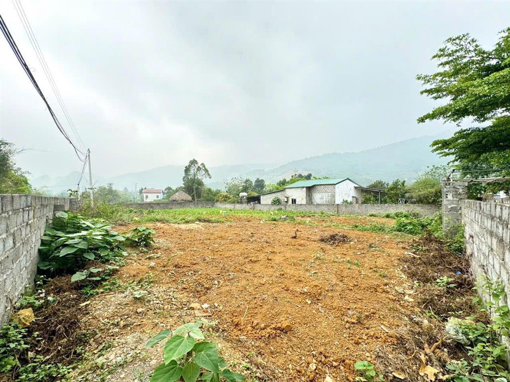Lô góc 909m ngay cạnh khu nghỉ dưỡng satoyama tại cư yên, lương sơn cũ ( nay là liên sơn, phú thọ)
